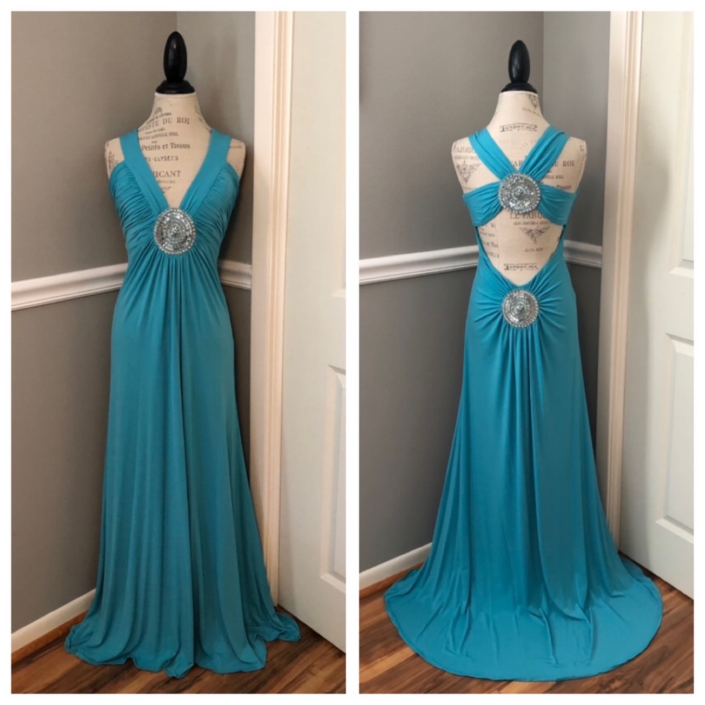 NEW BARI JAY SZ 8 OCEAN BLUE JEWELED CUT OUT FORMAL EVENING GOWN